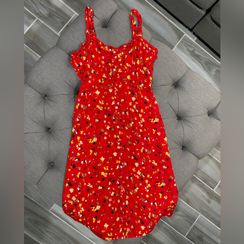 DDWM WOMAN Midi Dress - Size Medium - Red Floral